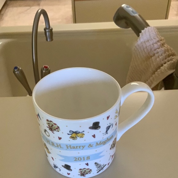 Coffee cup -Made in the UK ... HRH .... - Picture 2 of 3